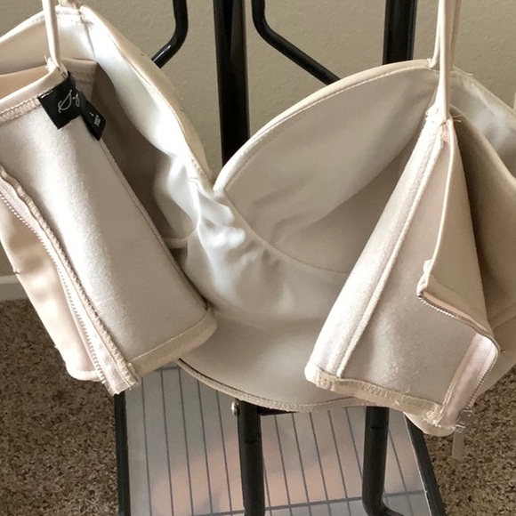 Nude Crop top - Picture 3 of 5